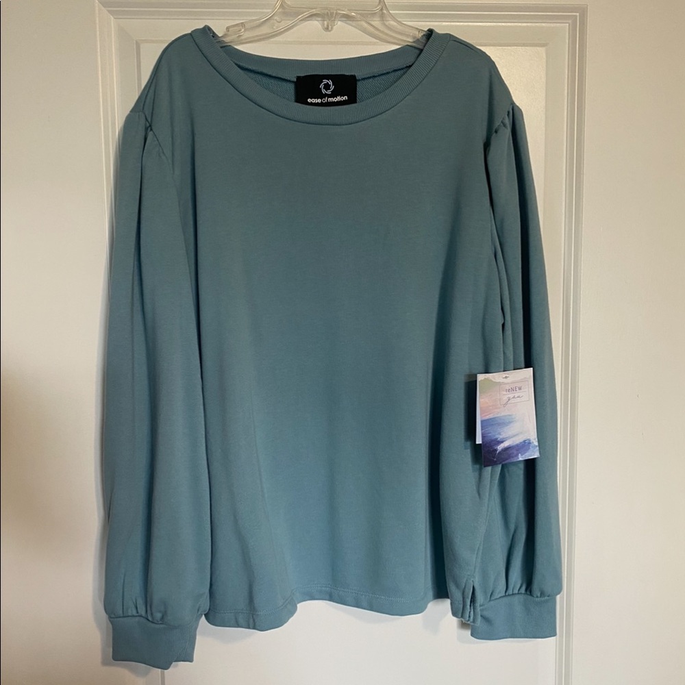 Blue Pullover